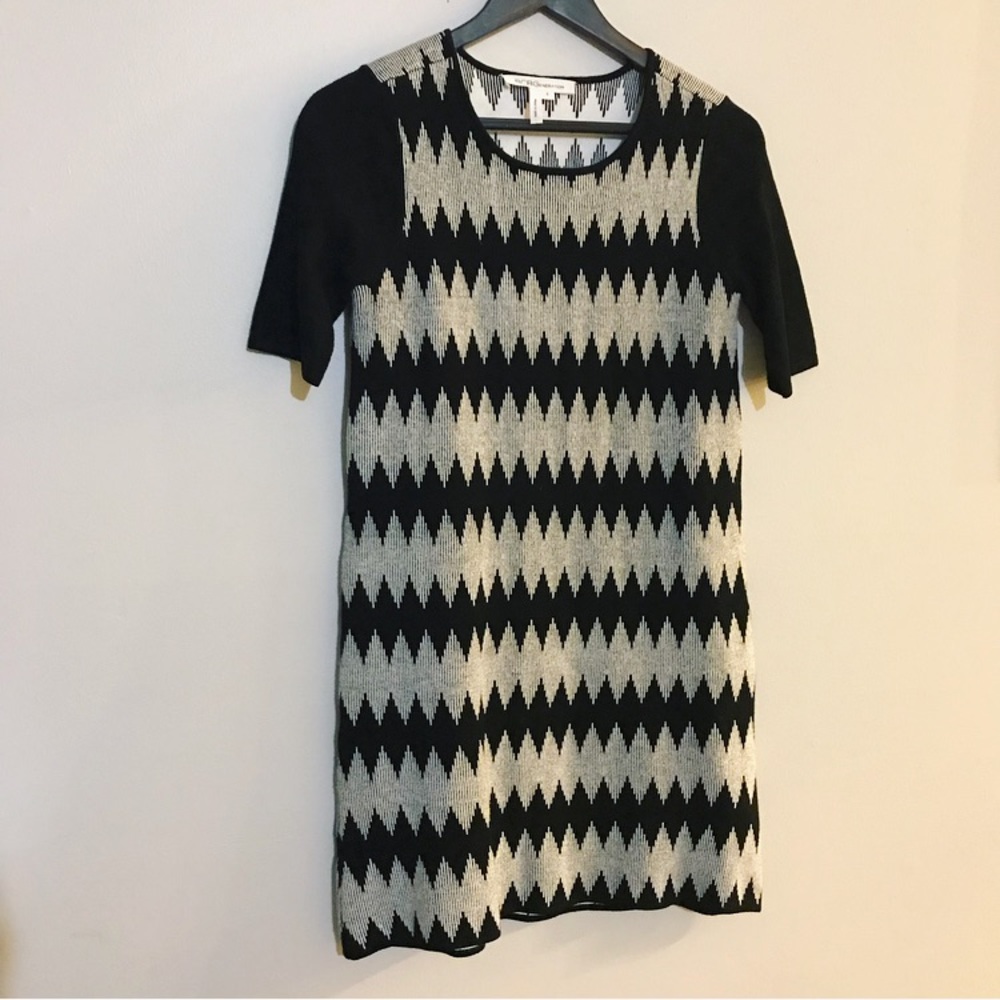 BCBG Tunic Style Top Dress Size Small